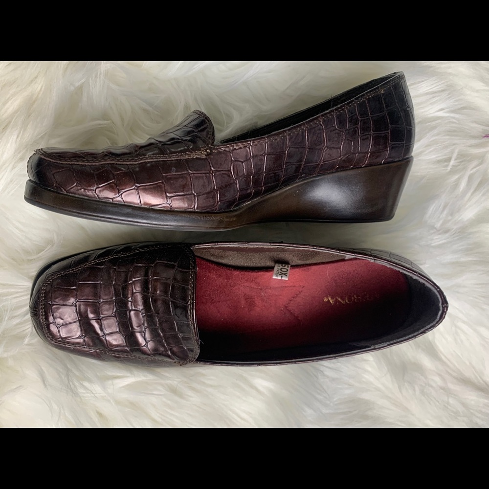 Clark style clogs slip on shoes crocodile skin